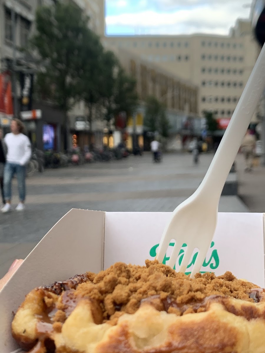 The Smallest Waffle Shop In The World-10